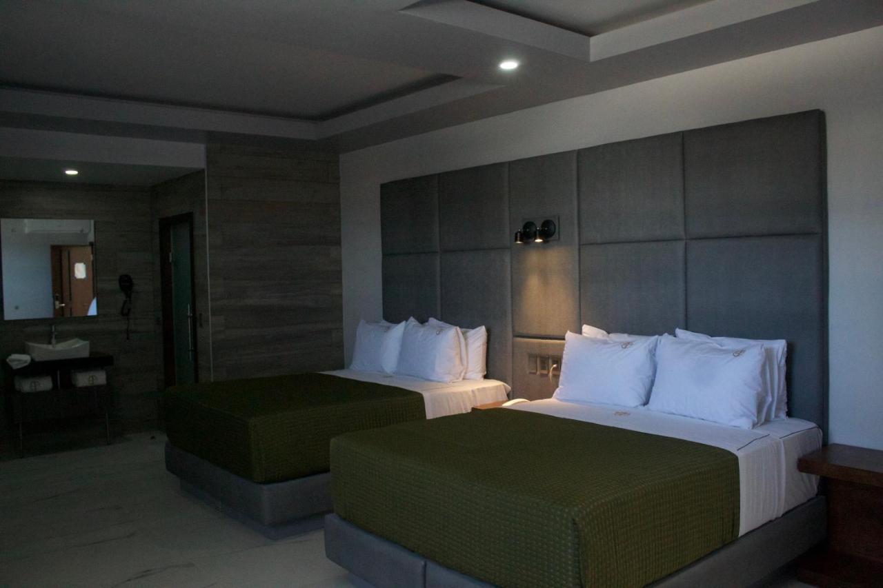 Hotel Grand One Plaza Tijuana Extérieur photo