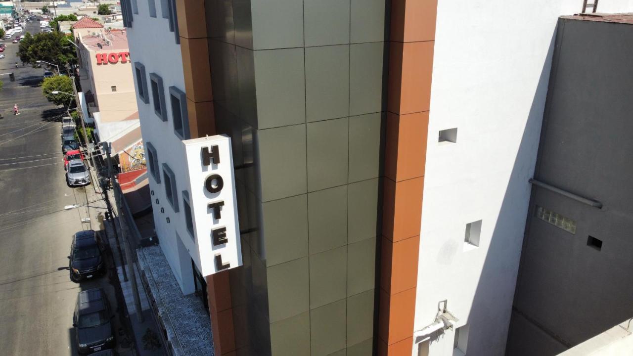 Hotel Grand One Plaza Tijuana Extérieur photo
