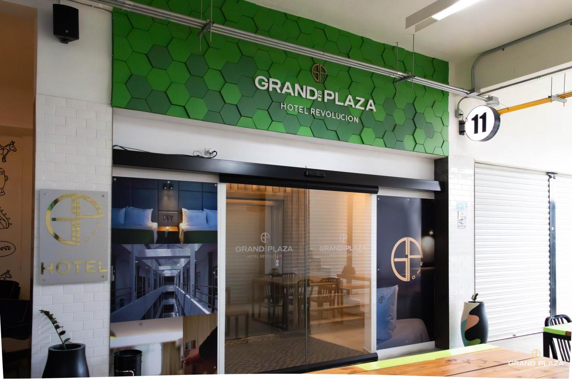 Hotel Grand One Plaza Tijuana Extérieur photo