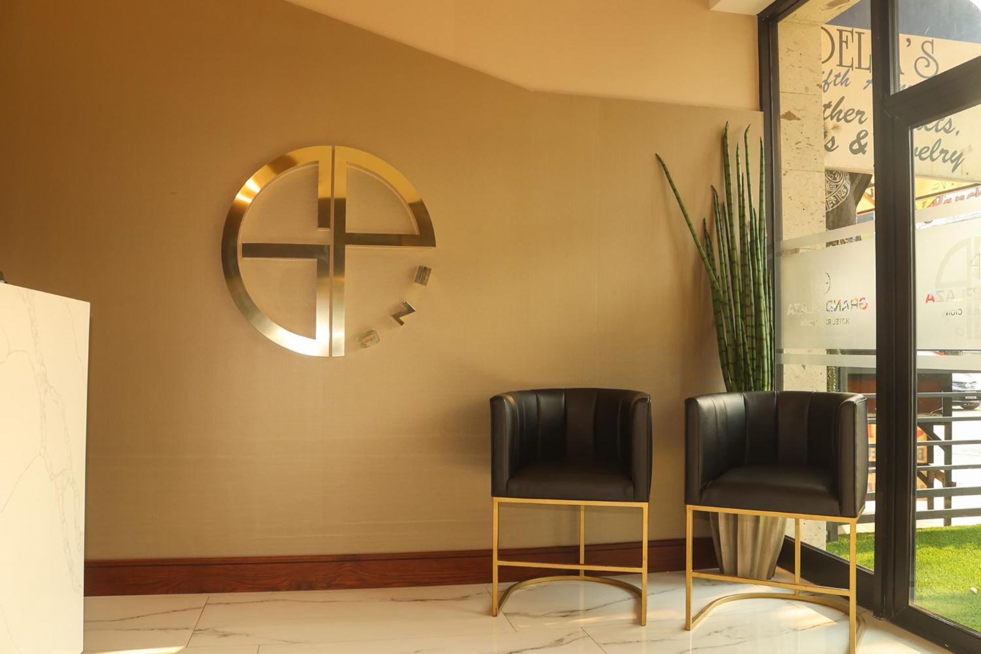 Hotel Grand One Plaza Tijuana Extérieur photo